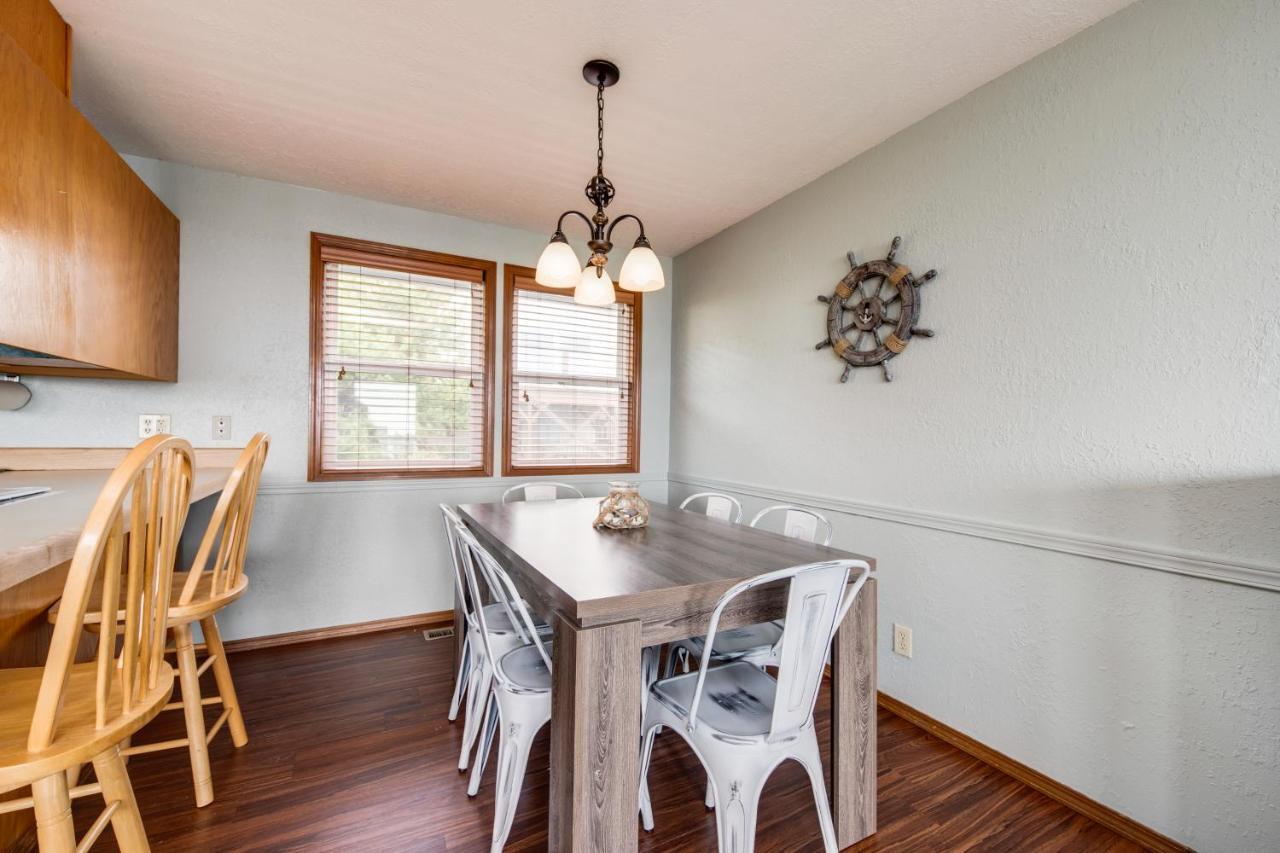 Villa Sea Breeze Lincoln City Esterno foto